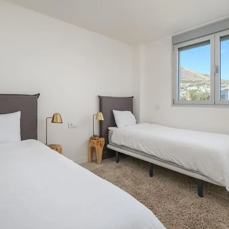 Daire Luxury Boho Penthouse W/jacuzzi *